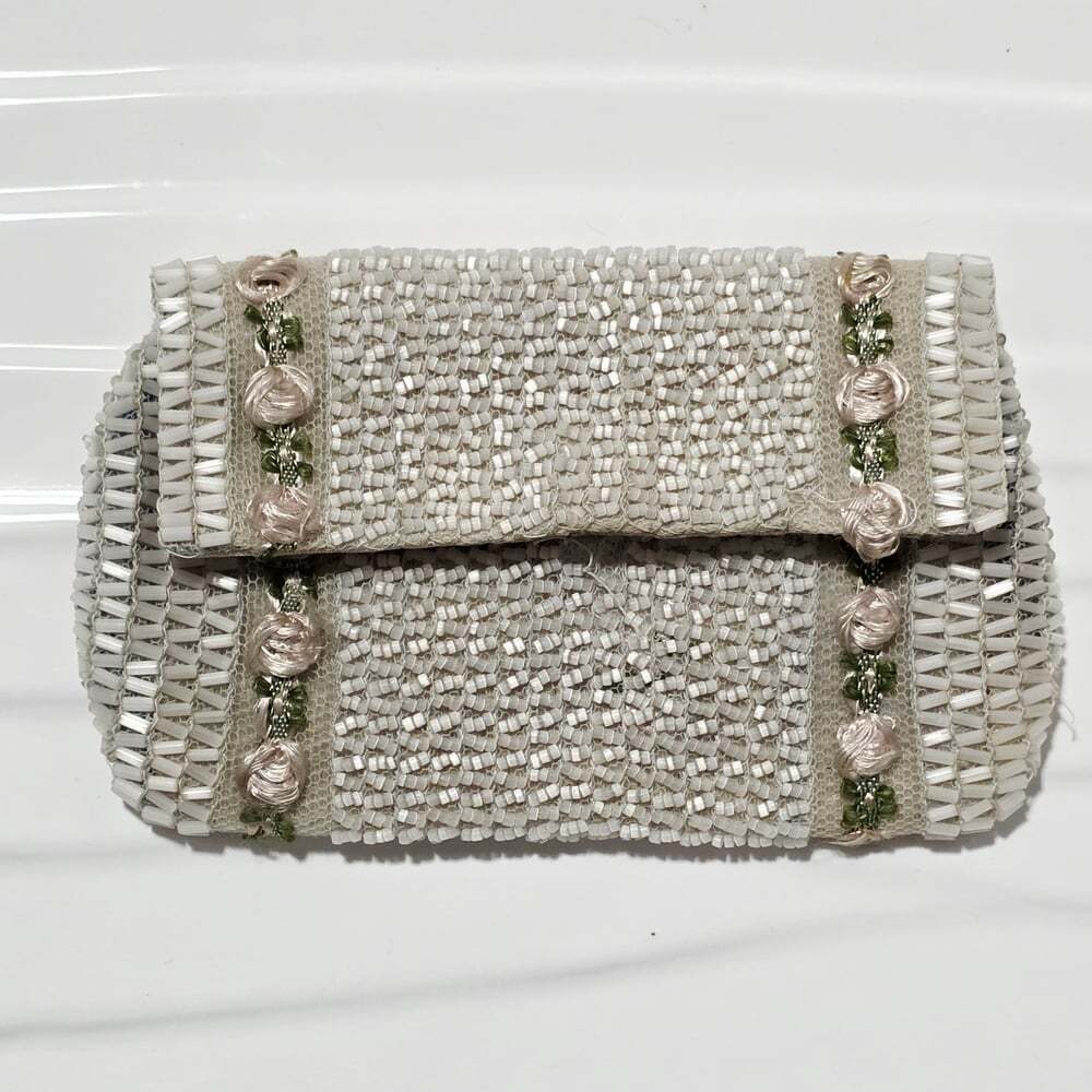 Vintage 1920s Art Deco Woven Beaded Clutch
